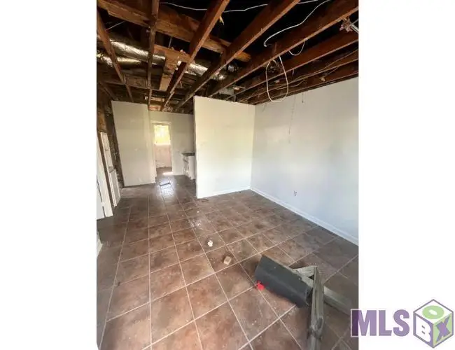 15644 Tiger Bend Rd, Old Jefferson, LA 70817 - Image #3