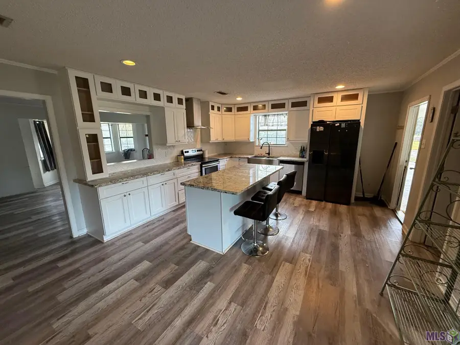 18565 Aydell Ln, French Settlement, LA 70733 - Image #2