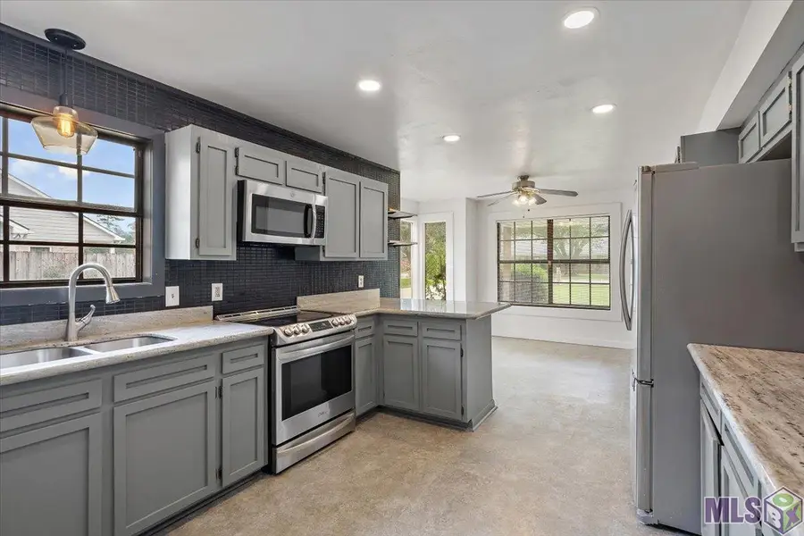 14027 Morning Glory Ct, Walker, LA 70785 - Image #2