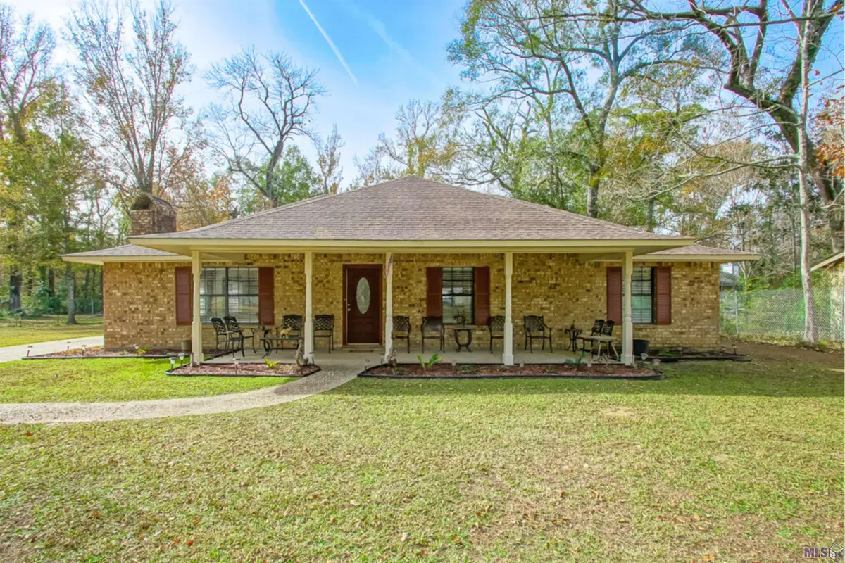 31833 Lawrence St, Denham Springs, LA 70726 - Image #1