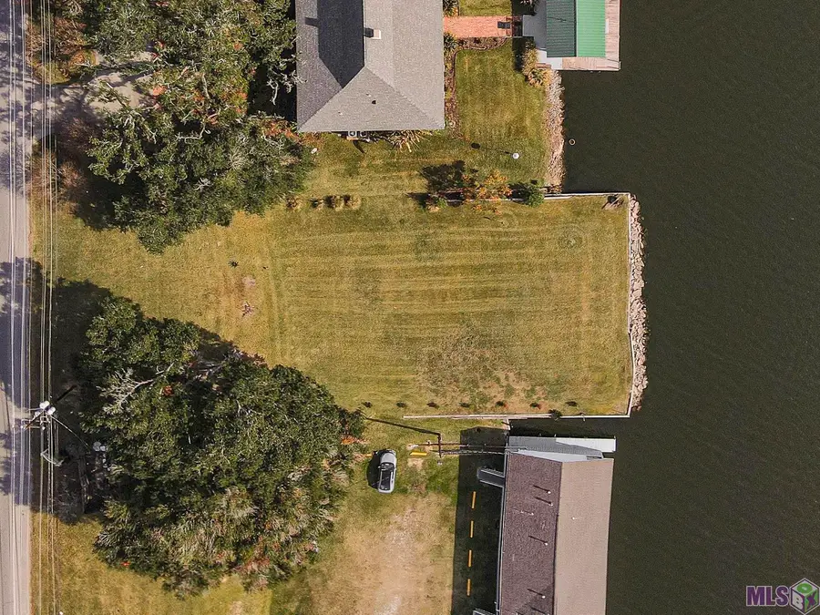 2049 False River Dr, New Roads, LA 70760 - Image #3