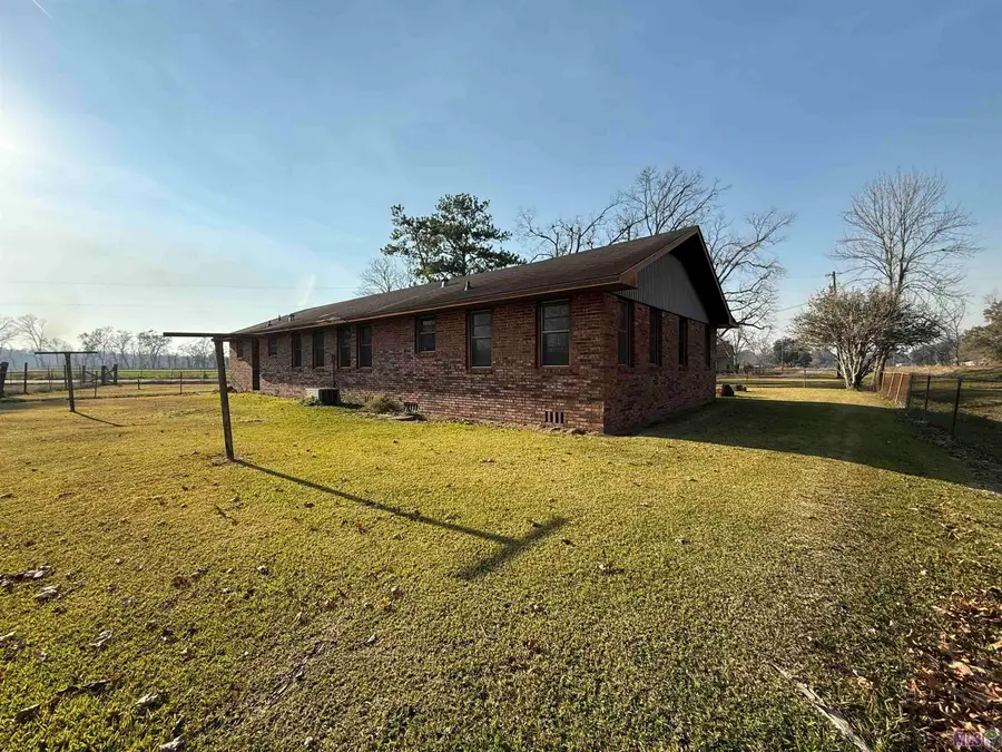 4188 Dearing Ln, Fordoche, LA 70732 - Image #3