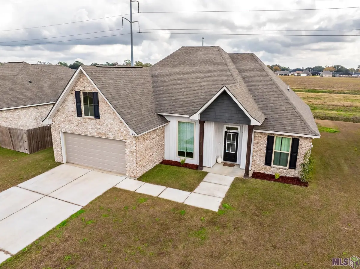 308 Carriage Way, Thibodaux, LA 70301 - Image #1