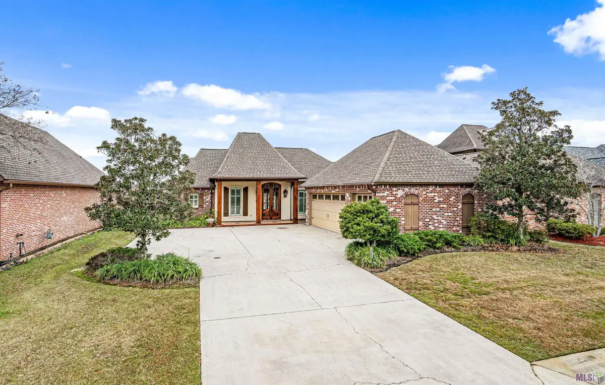 8128 Lavender Dr, Central, LA 70818 - Image #1