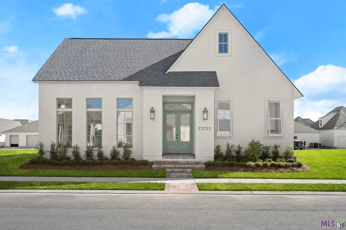 13733 Sweet Cherry Dr, Baton Rouge, LA 70810 - Image #1