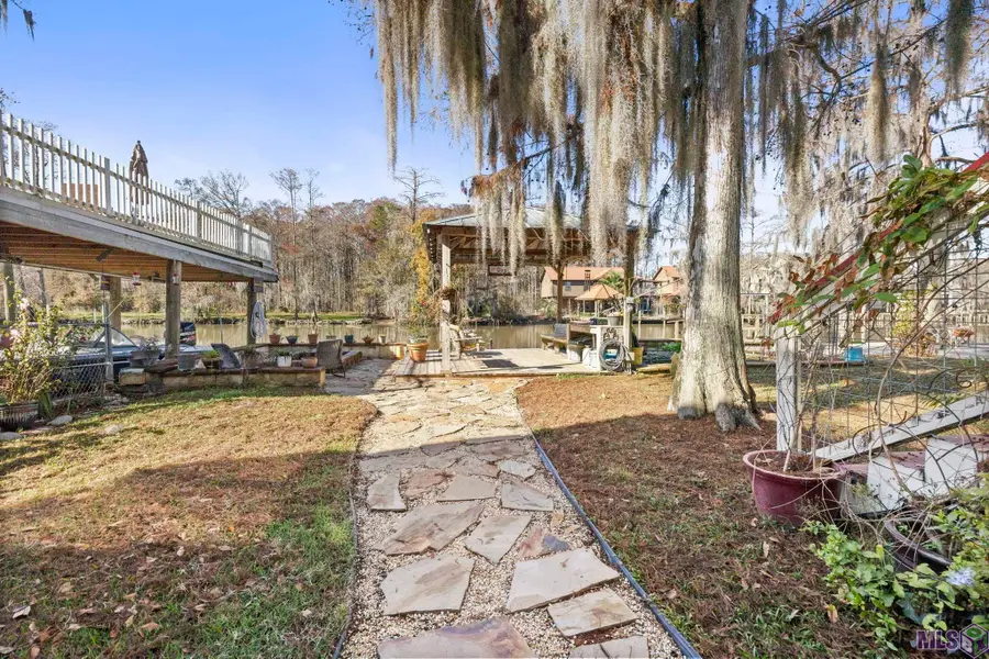 14689 Paradise Rd, Maurepas, LA 70449 - Image #2