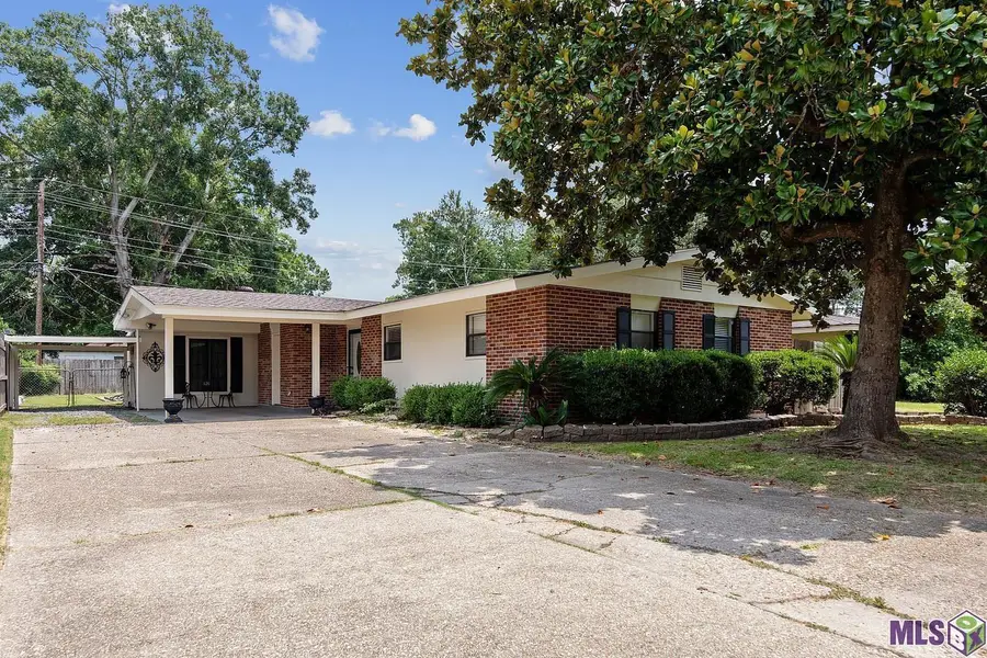 626 Bluebell St, Port Allen, LA 70767 - Image #2