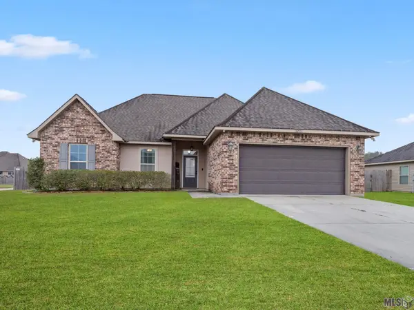 26528 Evangeline Trace Blvd, Denham Springs, LA 70726