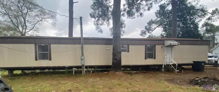 9815 Adam Dr, Denham Springs, LA 70726 - Image #2