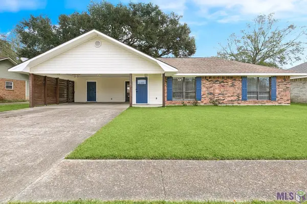 3314 Cedar St, Zachary, LA 70791