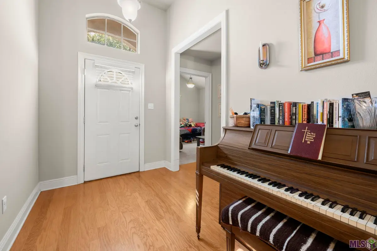 37036 Rivergate Ave, Geismar, LA 70734 - Image #1