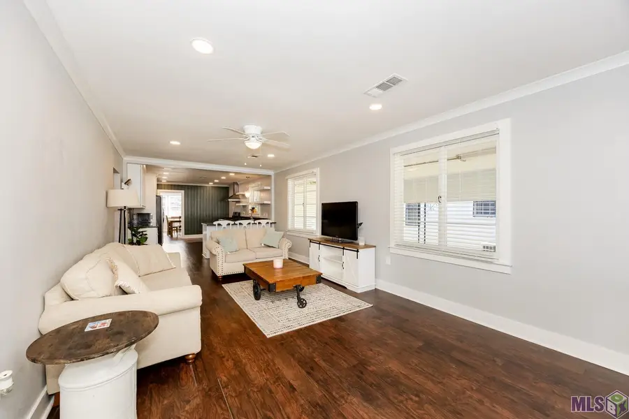 423 Avenue E, Port Allen, LA 70767 - Image #3