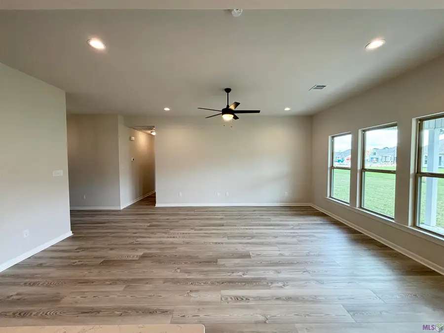 1504 Marshland Avenue, Gonzales, LA 70737 - #3