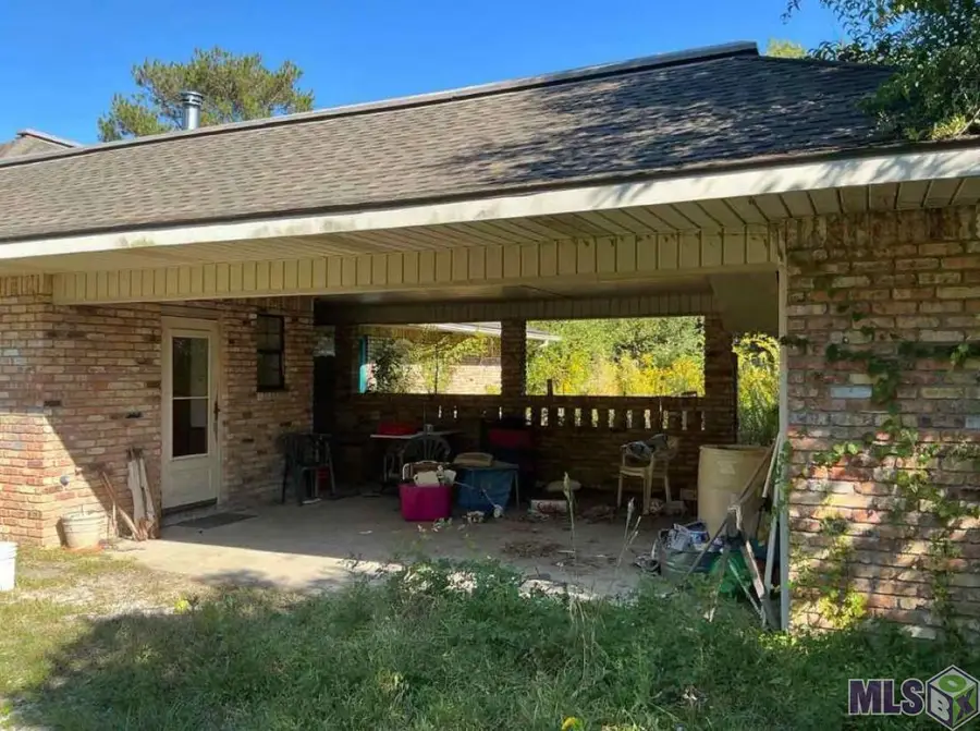 8822 Graves Dr, Slaughter, LA 70777 - #2