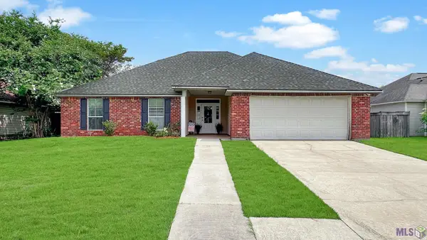 43208 S Henderson Ave, Prairieville, LA 70769