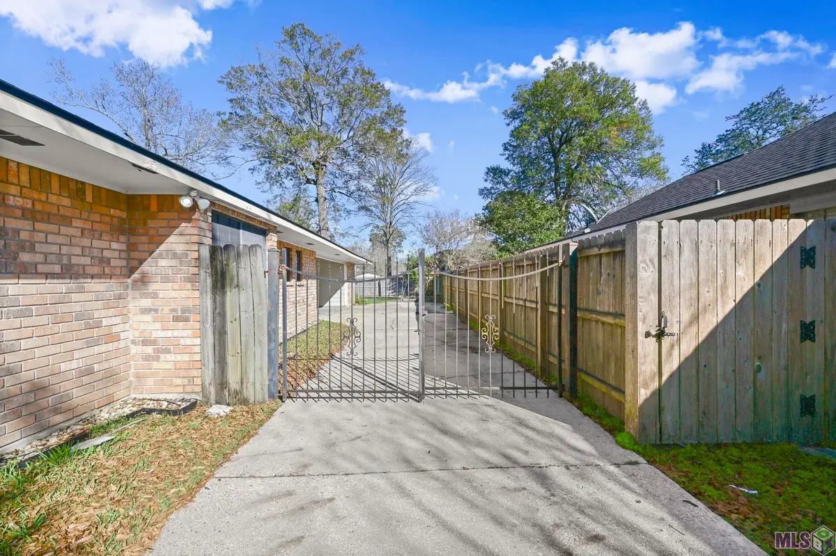 5023 Front Royal Dr, Baton Rouge, LA 70817 - Image #1