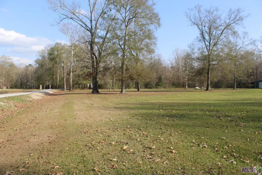 17168 Pin Cherry Ave, Greenwell Springs, LA 70739 - Image #2