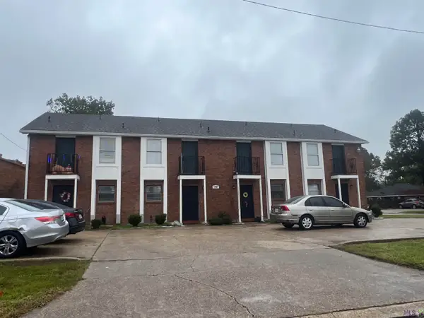 1767 Port Dr, Baton Rouge, LA 70820