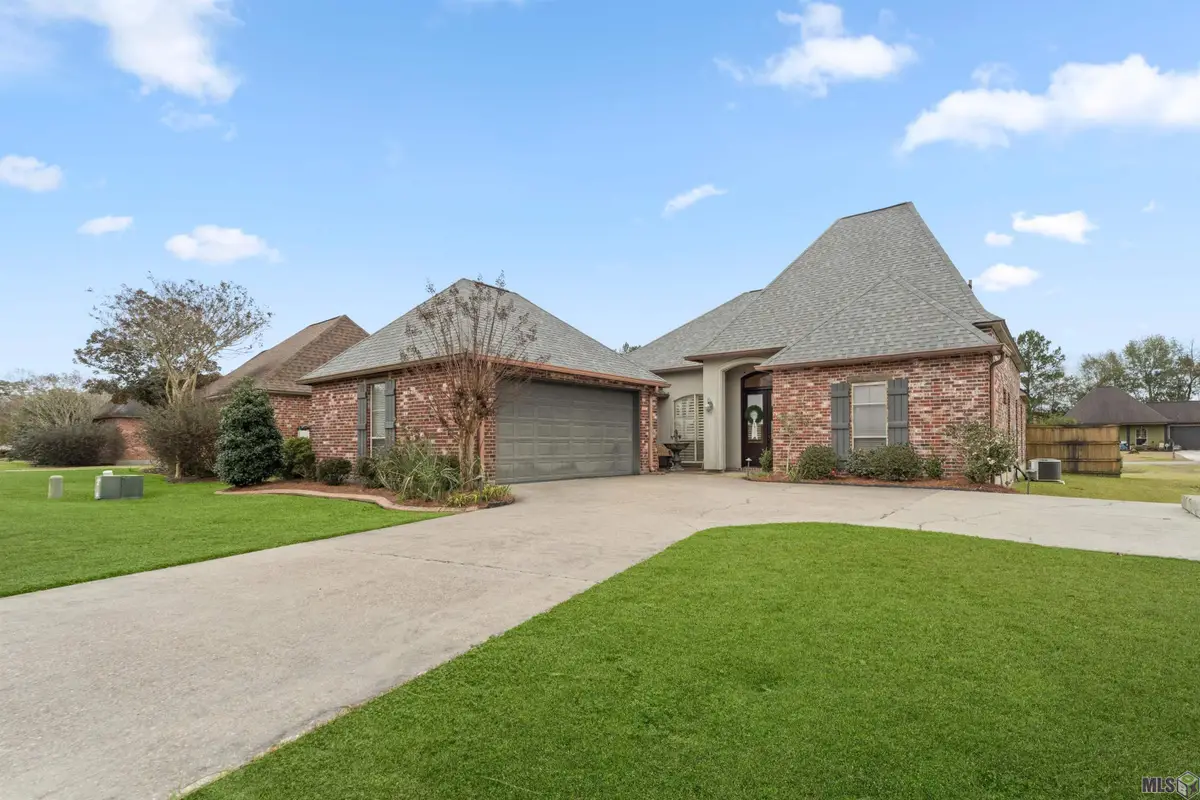 30460 Trace Ln, Walker, LA 70785 - #1