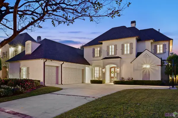 18663 Santa Maria Dr, Saint George, LA 70809