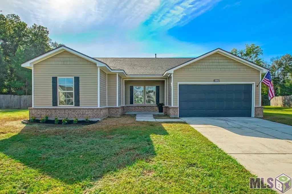 13042 Vermilion Dr, Denham Springs, LA 70726 - #1