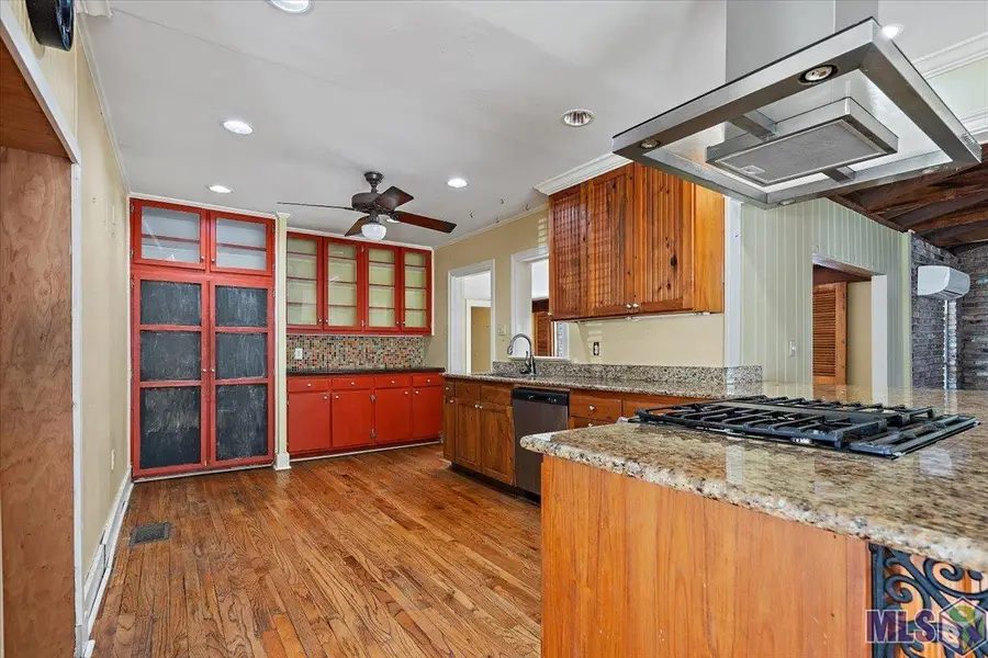 765 Longwood Dr, Baton Rouge, LA 70806 - #2