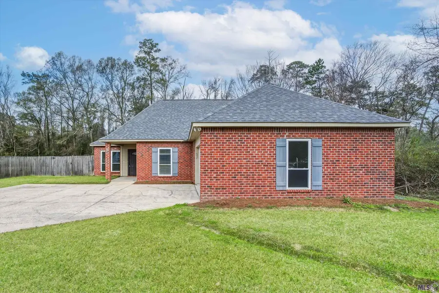 8085 Wolf Creek Place, Denham Springs, LA 70726 - Image #2