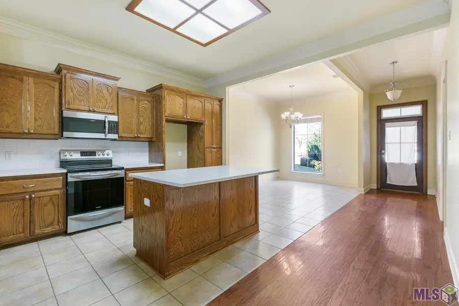 6405 Ridge Way Ave, Baton Rouge, LA 70817 - #2