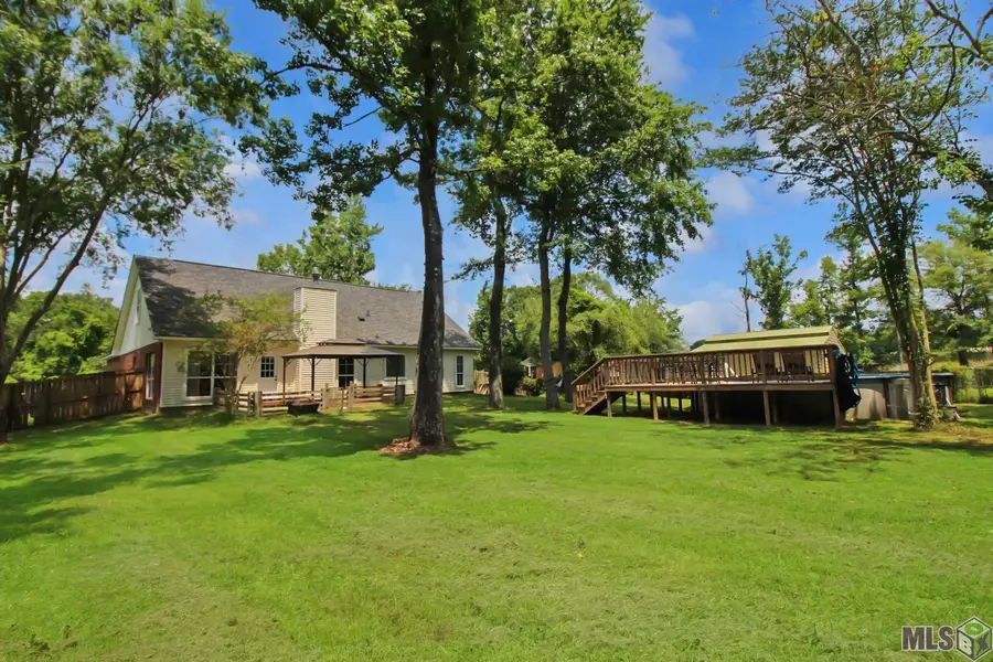 31228 Seagull Ln, Denham Springs, LA 70726 - Image #2