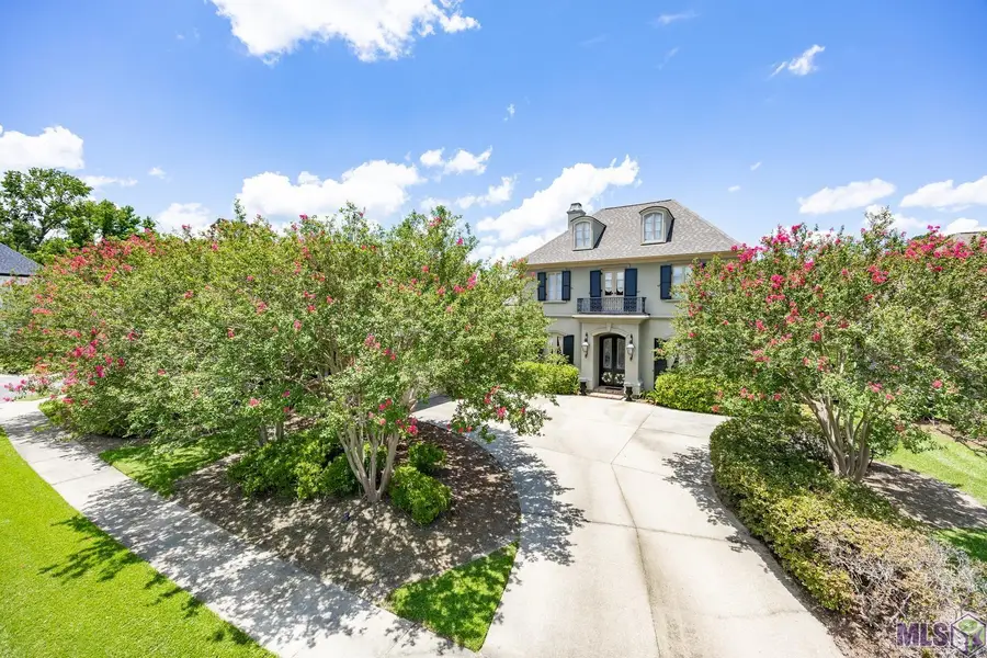 19027 Spyglass Hill Dr, Baton Rouge, LA 70809 - #2