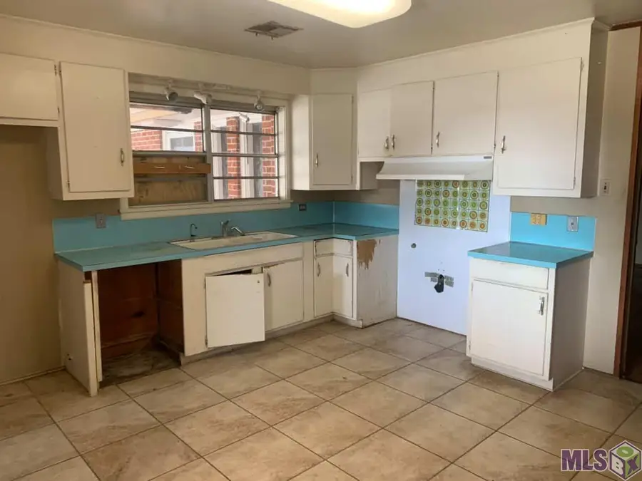 32640 Francise St, White Castle, LA 70788 - #2