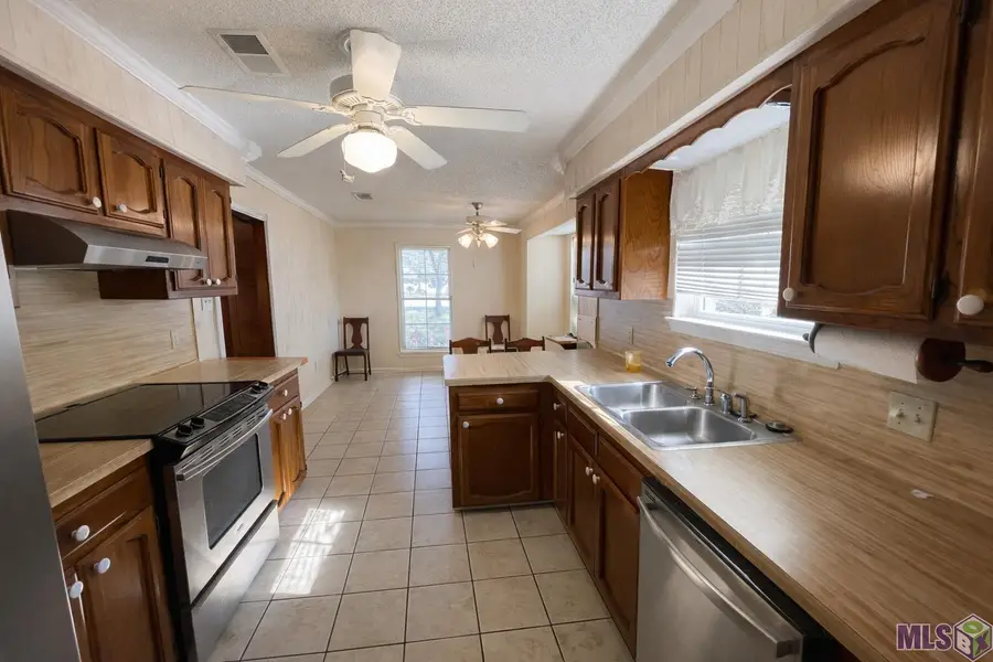 8034 Baringer Rd, Baton Rouge, LA 70817 - Image #3