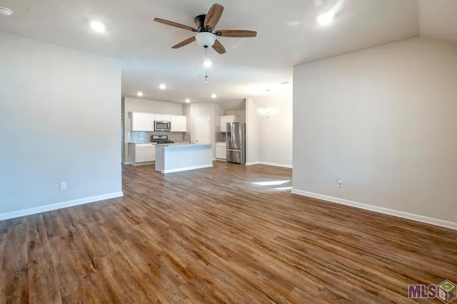 12800 Fowler Dr, Denham Springs, LA 70706 - Image #3