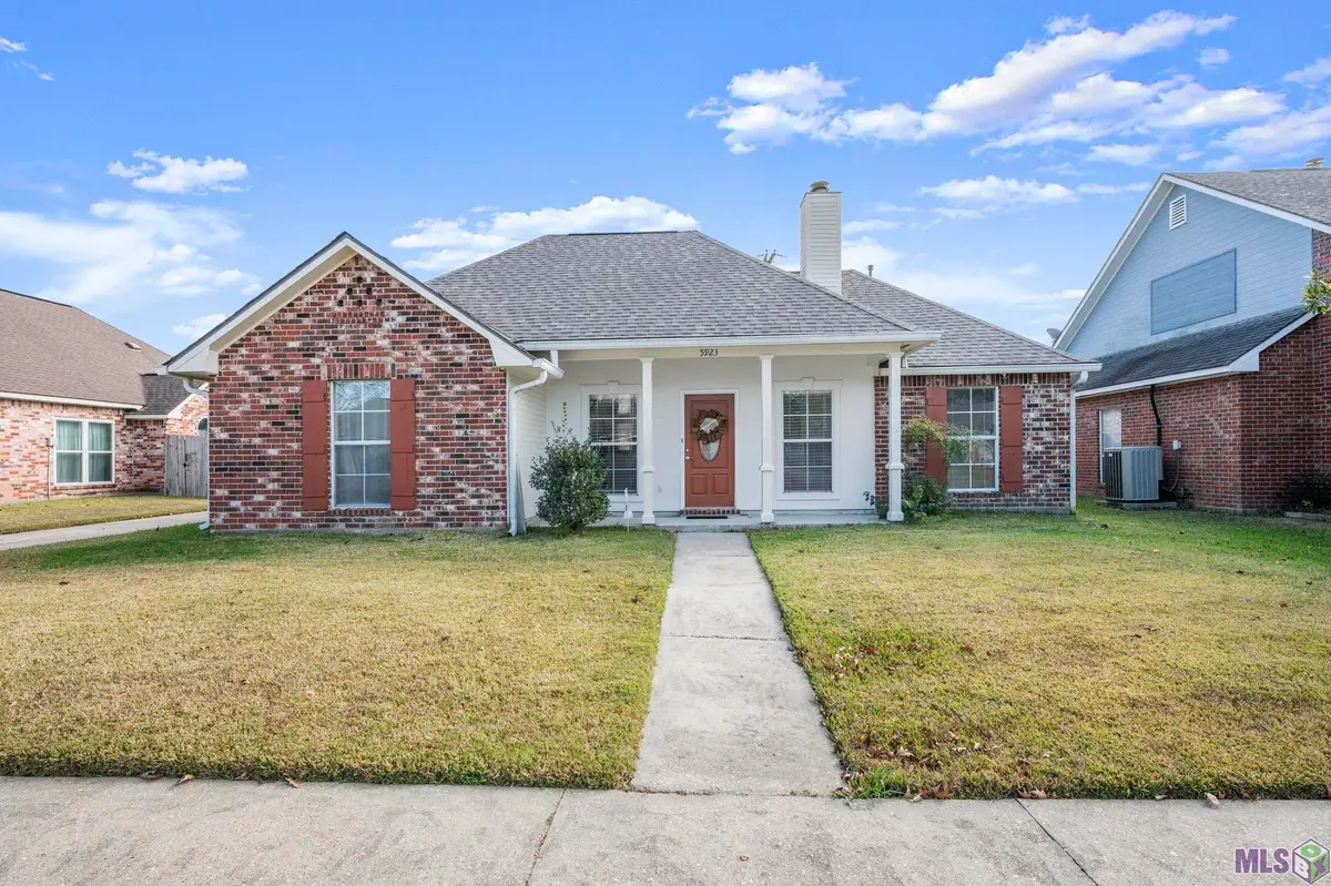 5923 Woodlawn Park Ct, Baton Rouge, LA 70817 - Image #1