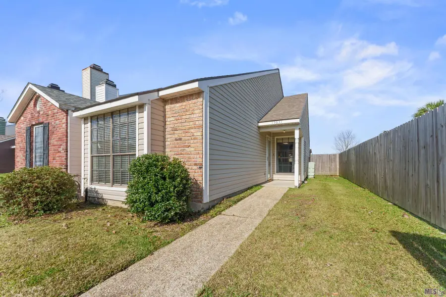 15631 Shenandoah Square Ave, Baton Rouge, LA 70817 - Image #2
