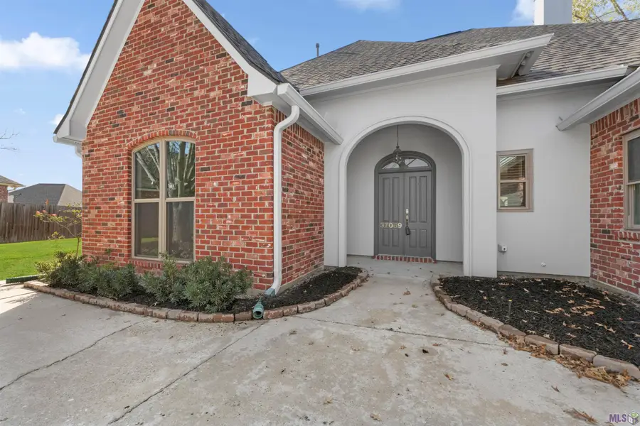 37069 Mill Run Ave, Geismar, LA 70734 - Image #3