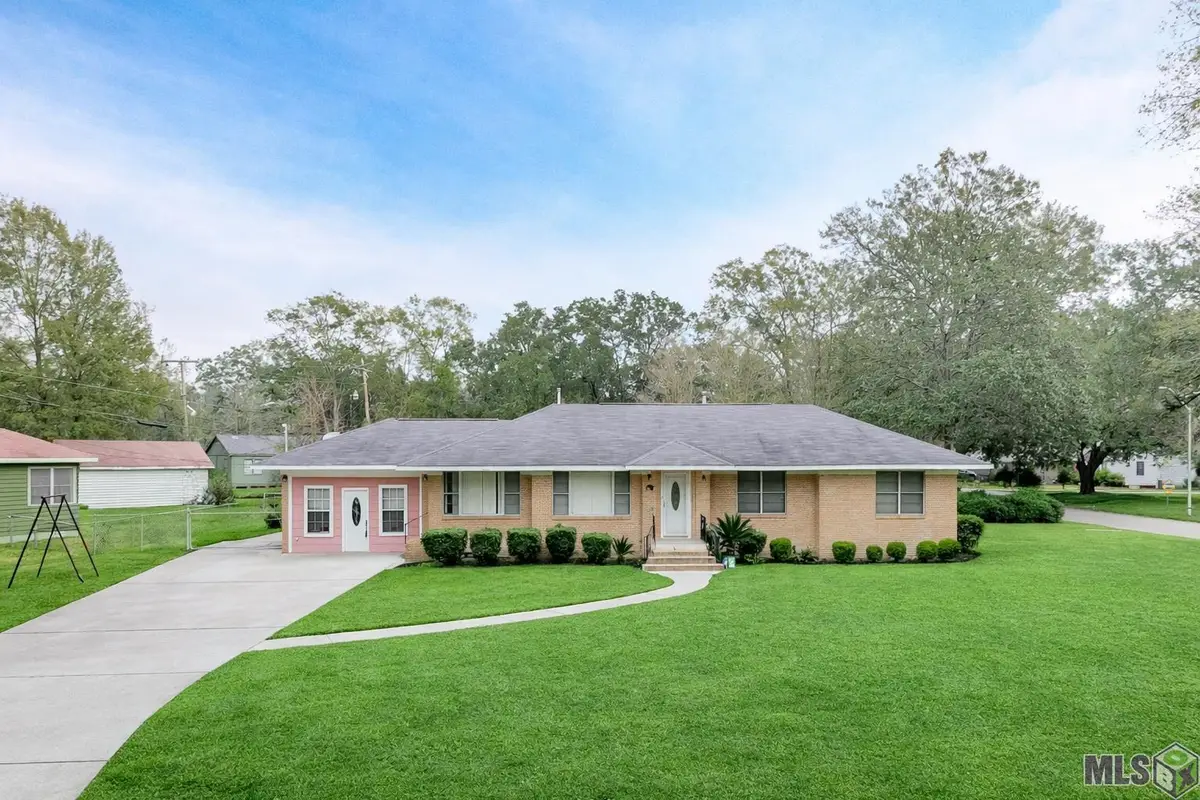 924 Valcour Dr, Baton Rouge, LA 70806 - Image #1