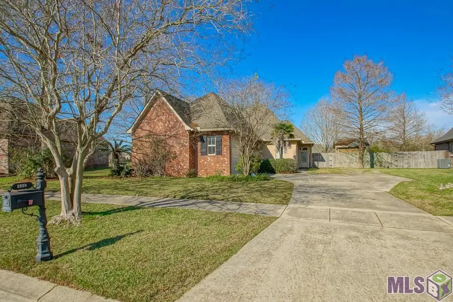 2039 Cypress Cove Ave, Zachary, LA 70791 - Image #2
