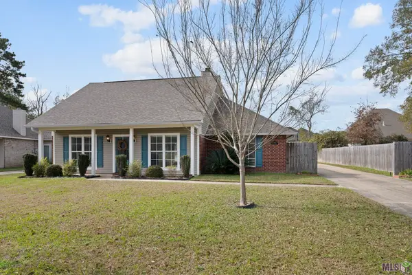 30863 Meadow Wood Blvd, Denham Springs, LA 70726