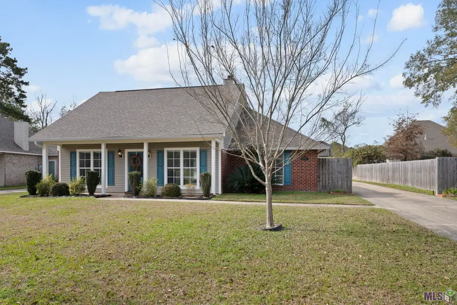 30863 Meadow Wood Blvd, Denham Springs, LA 70726 - #3