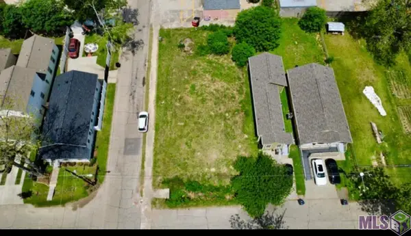 545 Lavinia St, Baton Rouge, LA 70806