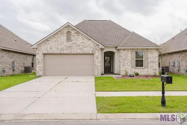 1875 Pineglen Dr, St. Gabriel, LA 70776