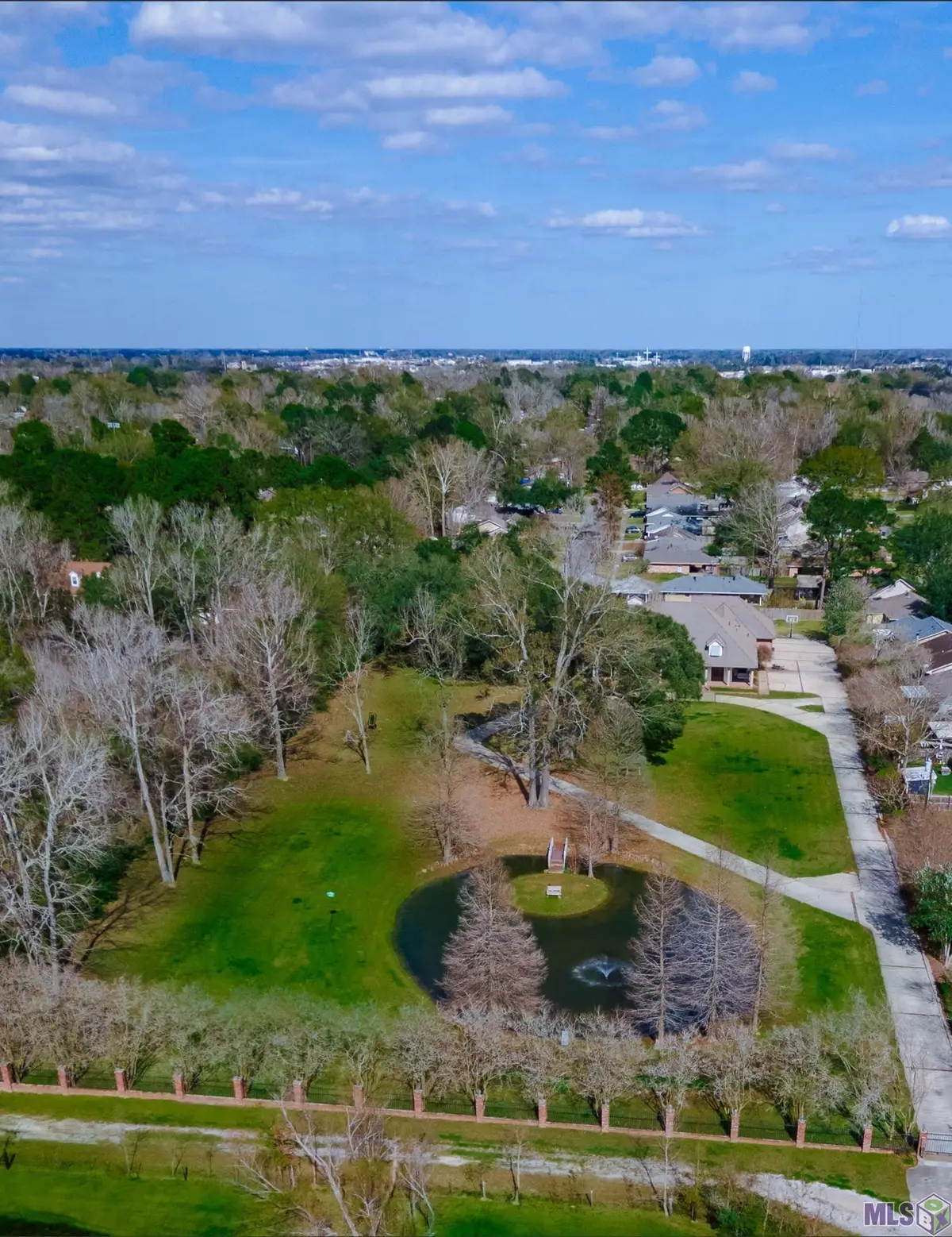 13505 N Amiss Rd, Baton Rouge, LA 70810 - Image #1