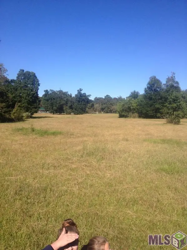 20486 La Hwy 22, Maurepas, LA 70449