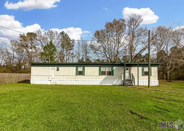 35680 Bonnebell Dr, Denham Springs, LA 70706