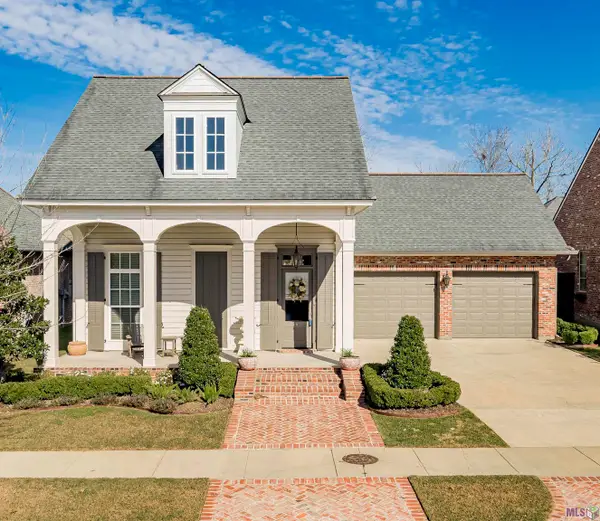 15621 Rose Meadow Dr, Baton Rouge, LA 70817