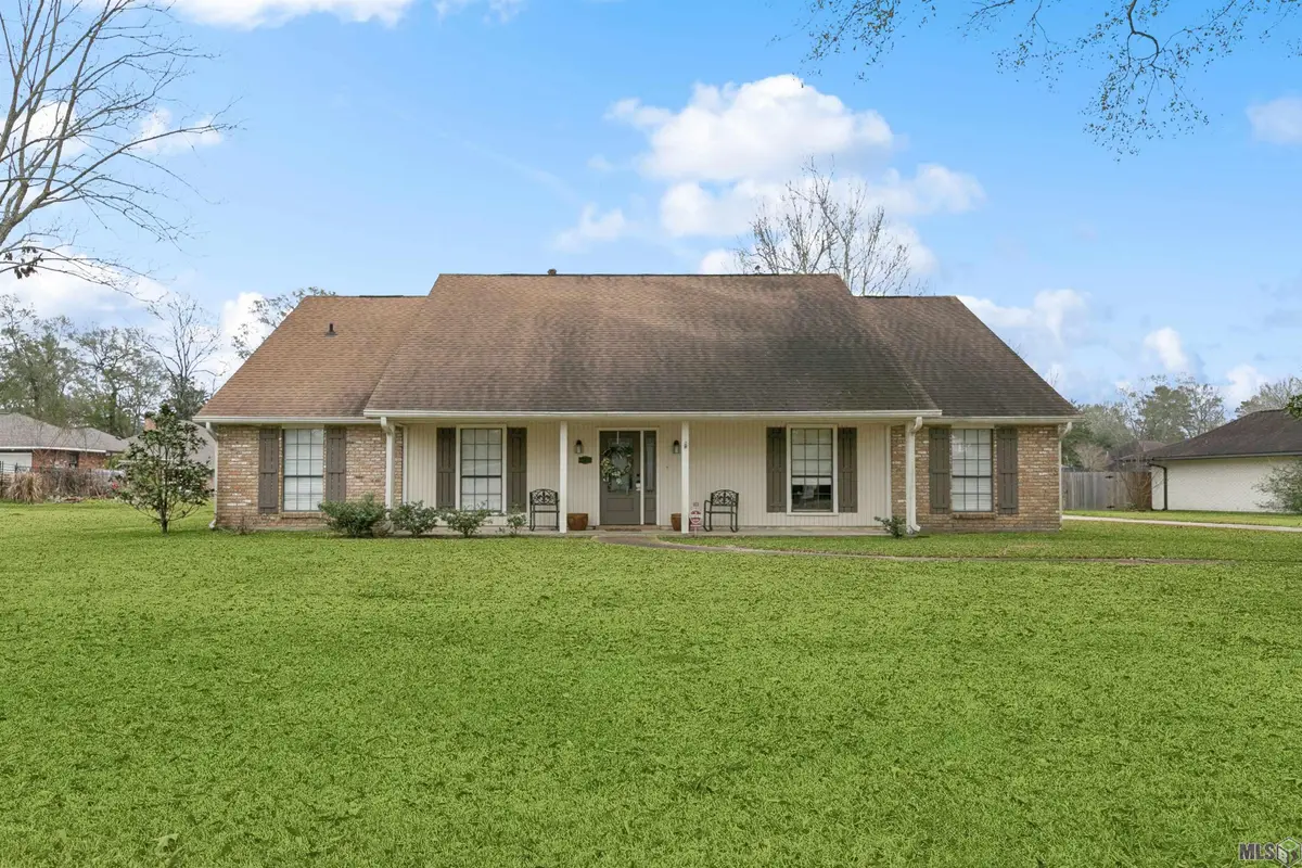 1037 Crossbow Dr, Baton Rouge, LA 70816 - Image #1