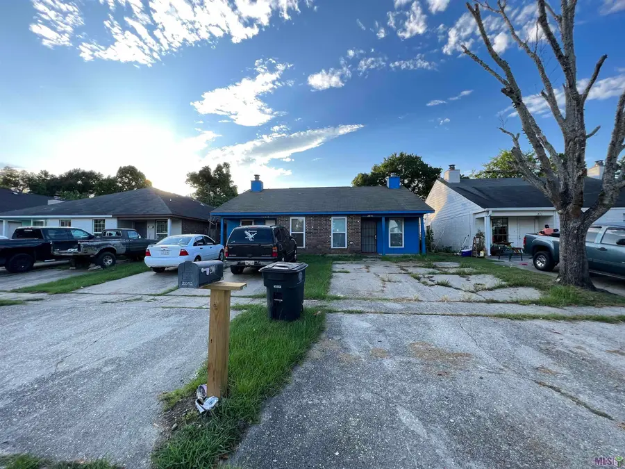 2010-2012 Helm Dr, Baton Rouge, LA 70820 - Image #2