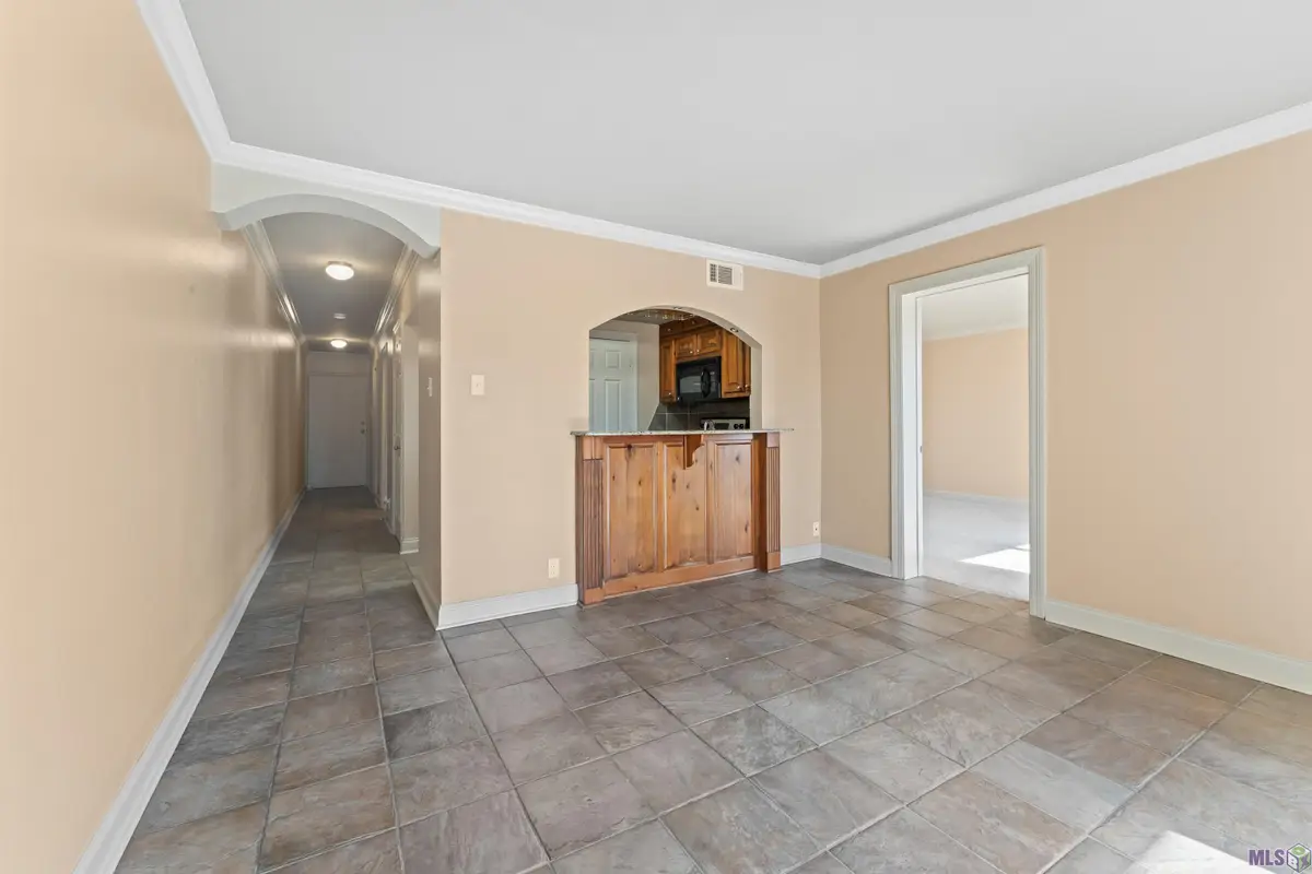 2045 N 3rd St #301, Baton Rouge, LA 70802 - #1