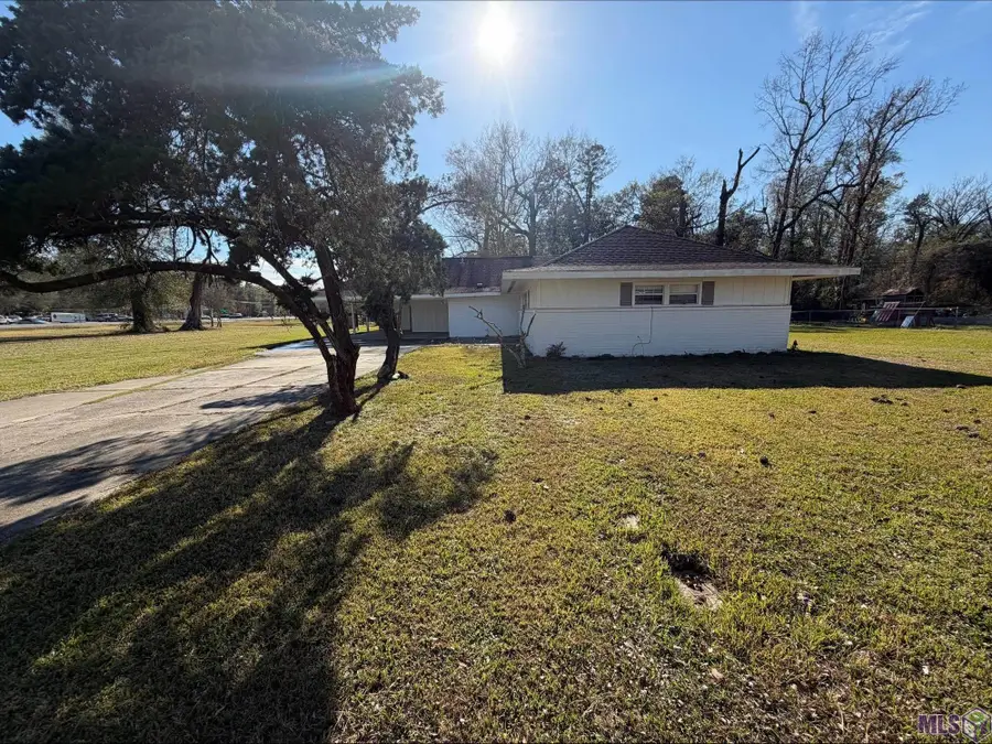 1771 N Woodcrest Ave, Denham Springs, LA 70726 - #3